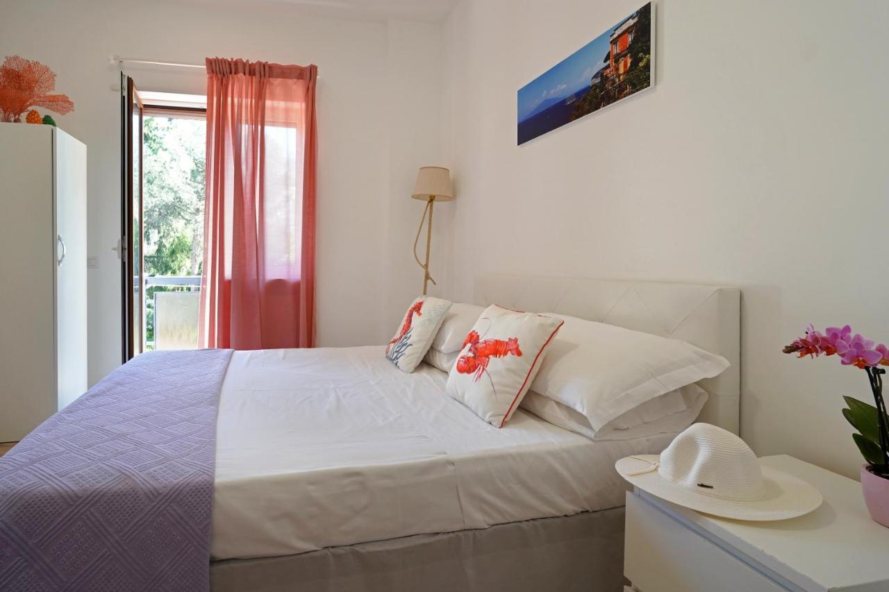 Piazza Lauro Suites Sorrento Luaran gambar