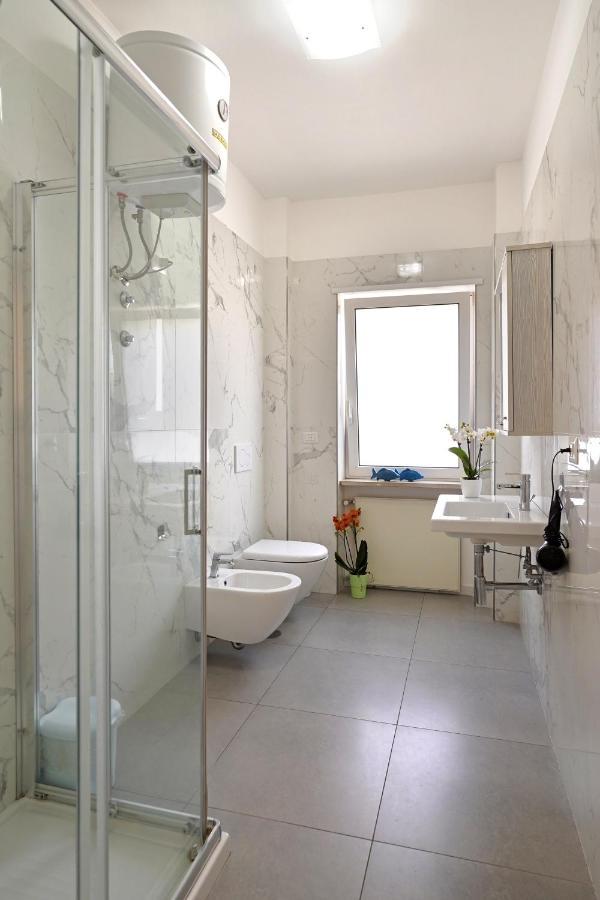 Piazza Lauro Suites Sorrento Luaran gambar