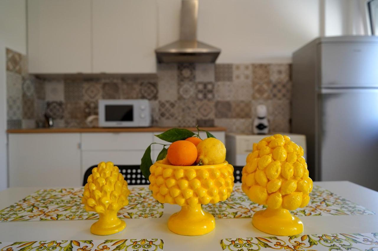 Piazza Lauro Suites Sorrento Luaran gambar
